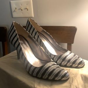 Size 7 J. Renee high heel shoes